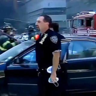 9/11 CNN NYPD WTC7 - The Building Is About To Blow Up (RAW)